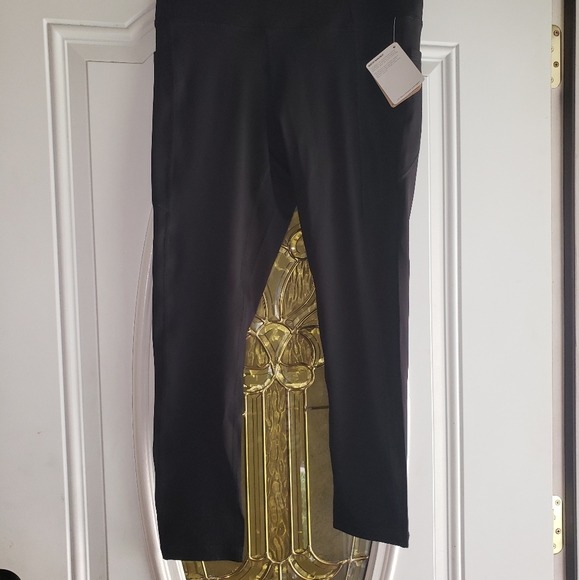 🆕️-NWT-Reebok leggings Capri-🆕️ - Picture 6 of 6